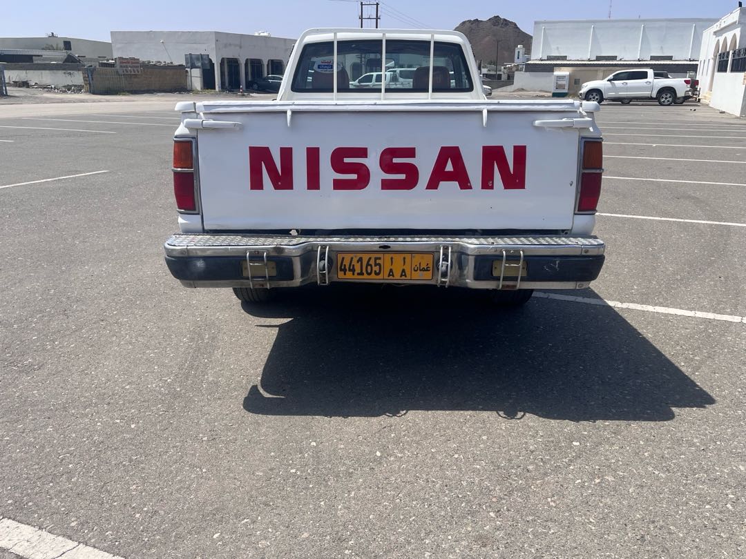 Car Image 1982 NISSAN DDSEN 