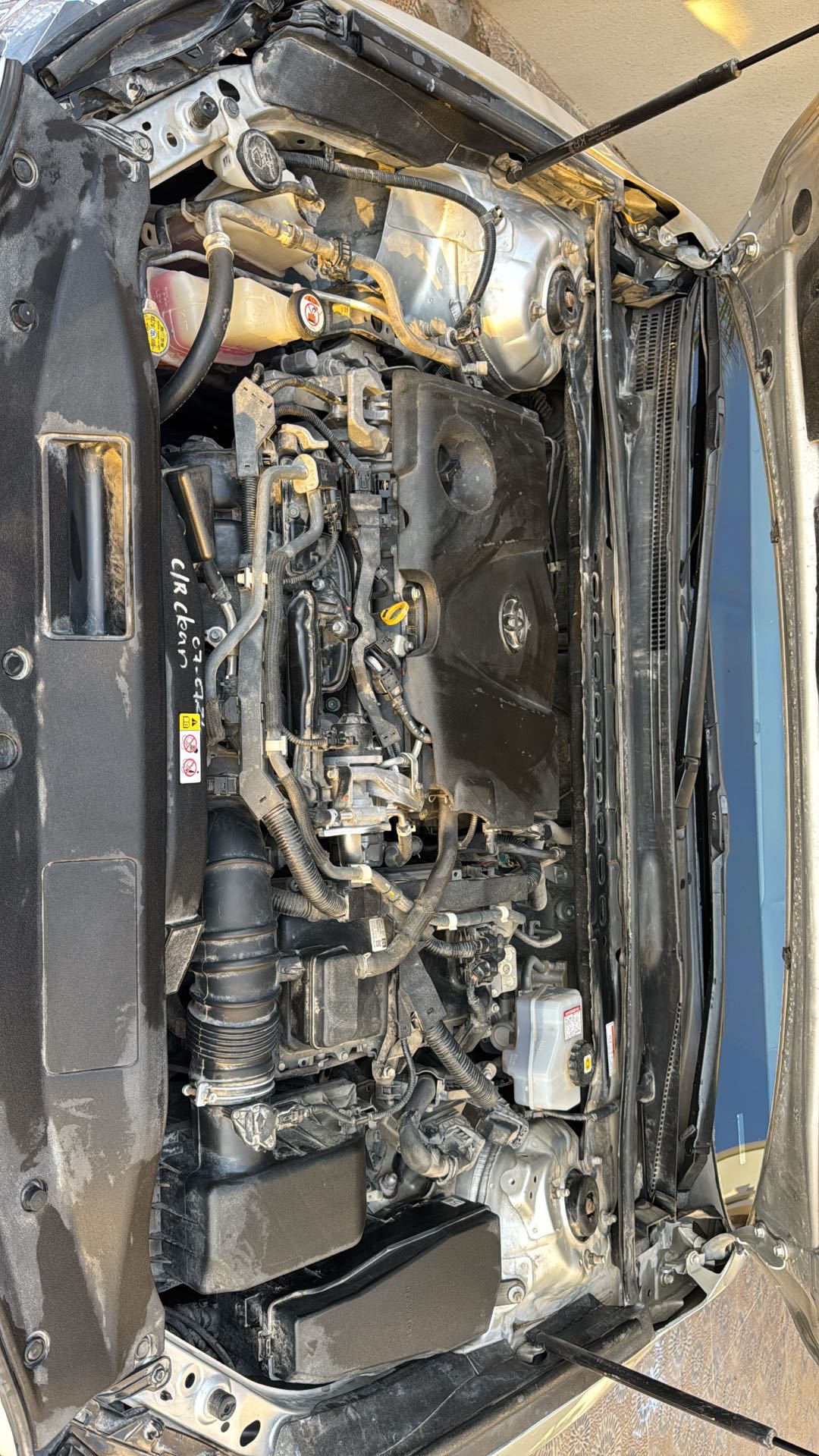 Car Image 2019 TOYOTA CAMRY LE