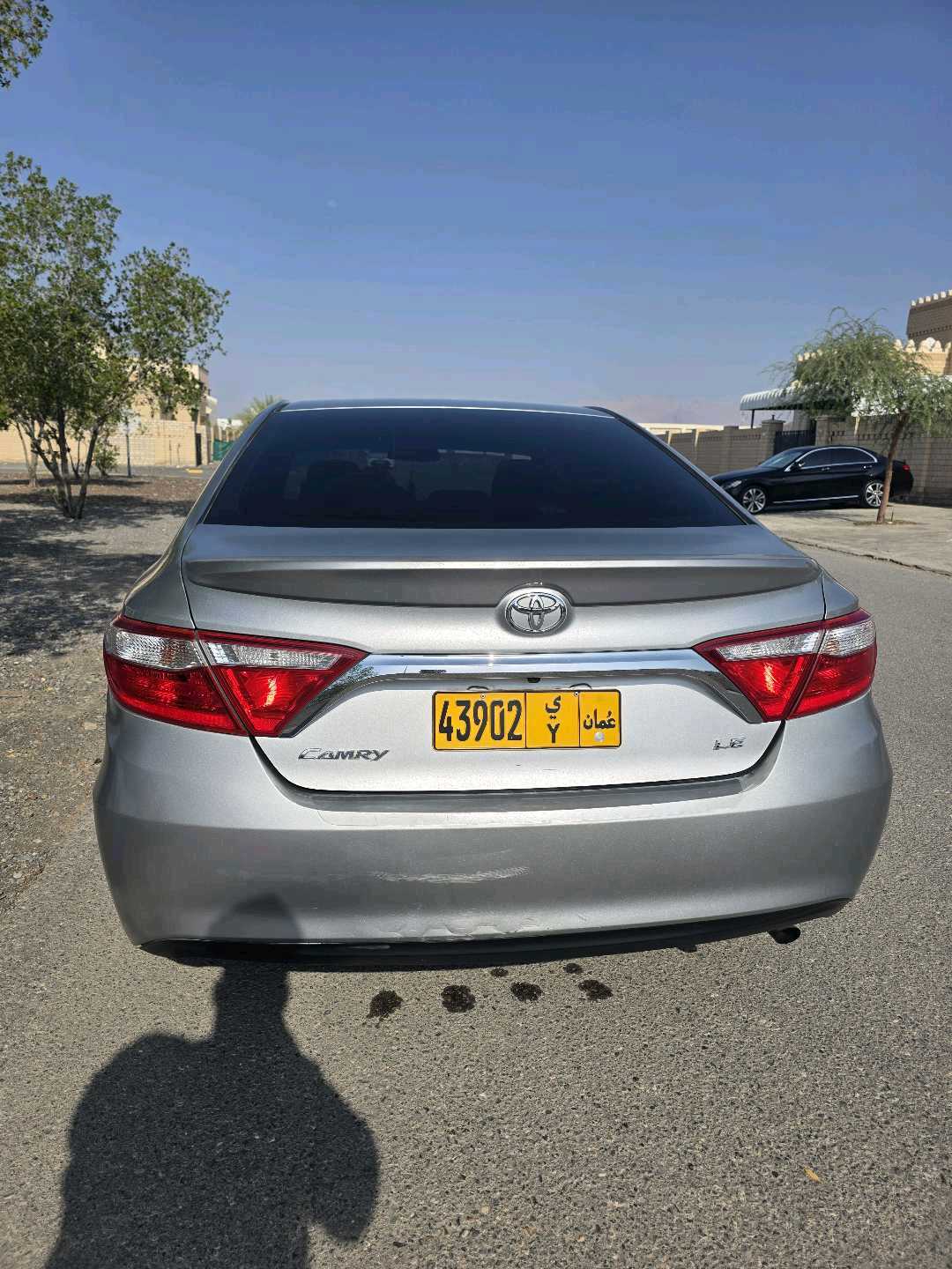 Car Image 2015 TOYOTA CAMRY LE