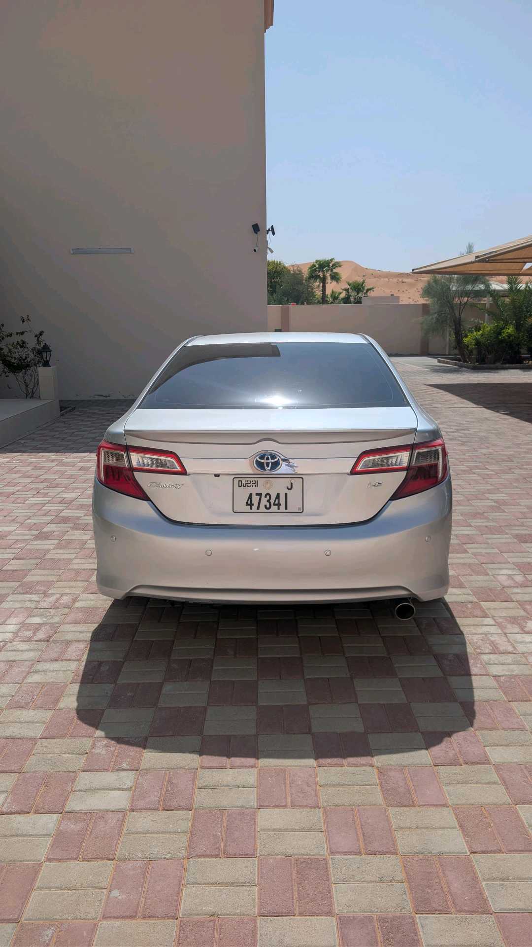 Car Image 2013 TOYOTA CAMRY LE
