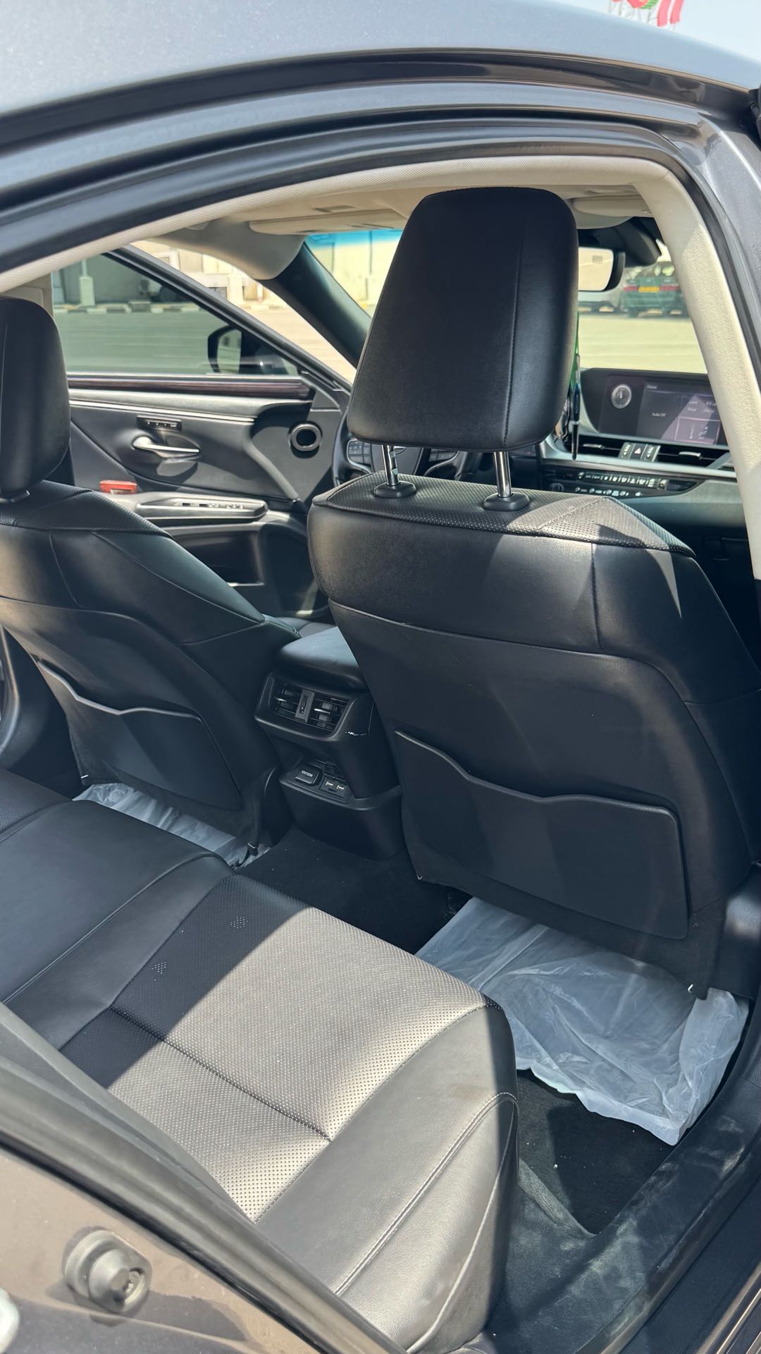 Car Image 2020 LEXUS ES 350