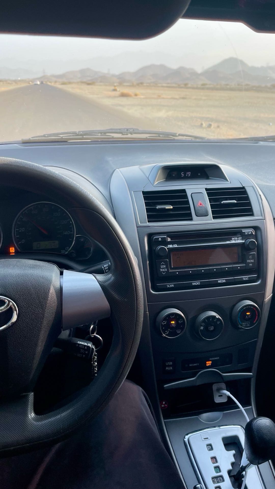 Car Image 2012 TOYOTA COROLLA S