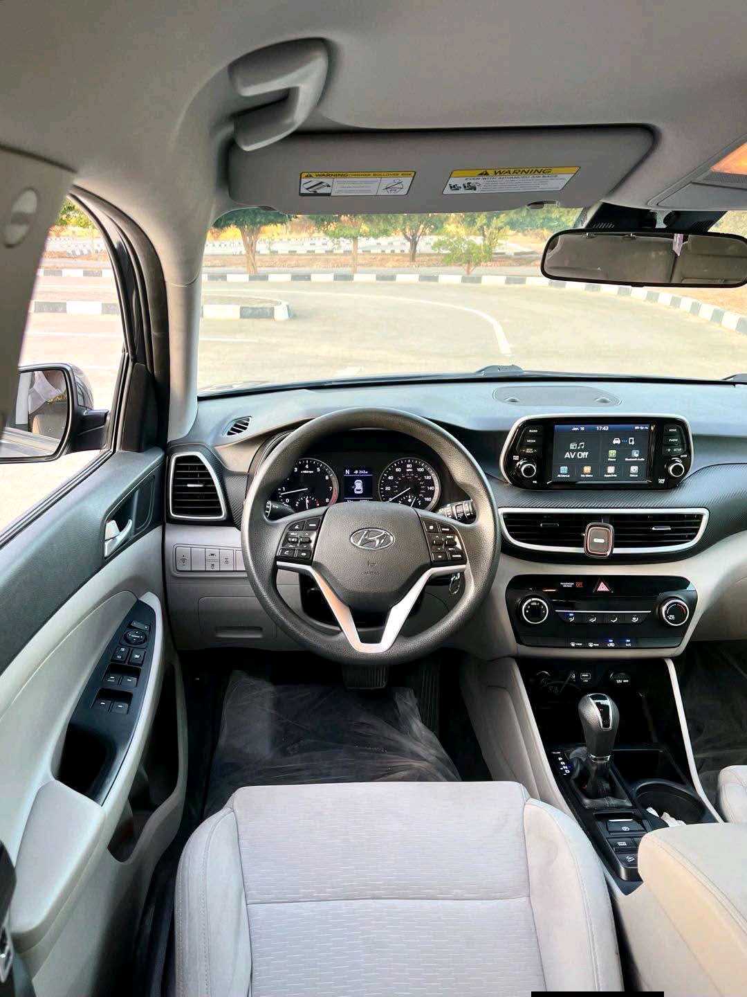 Car Image 2019 HYUNDAI TUCSON 