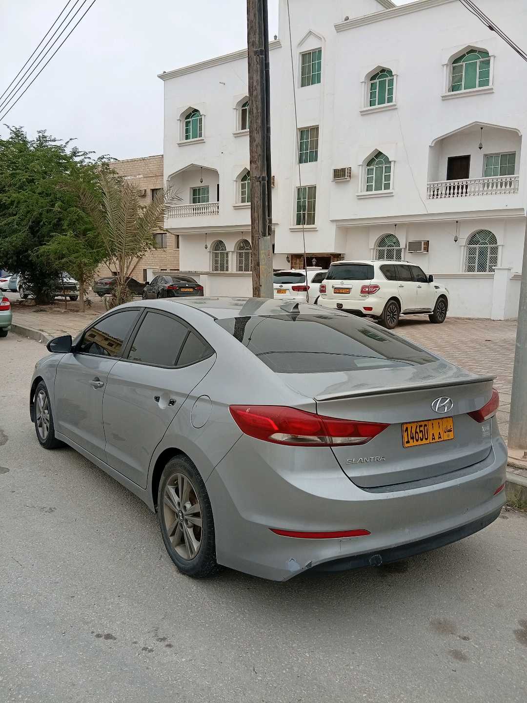 Car Image 2017 HYUNDAI ELANTRA SE