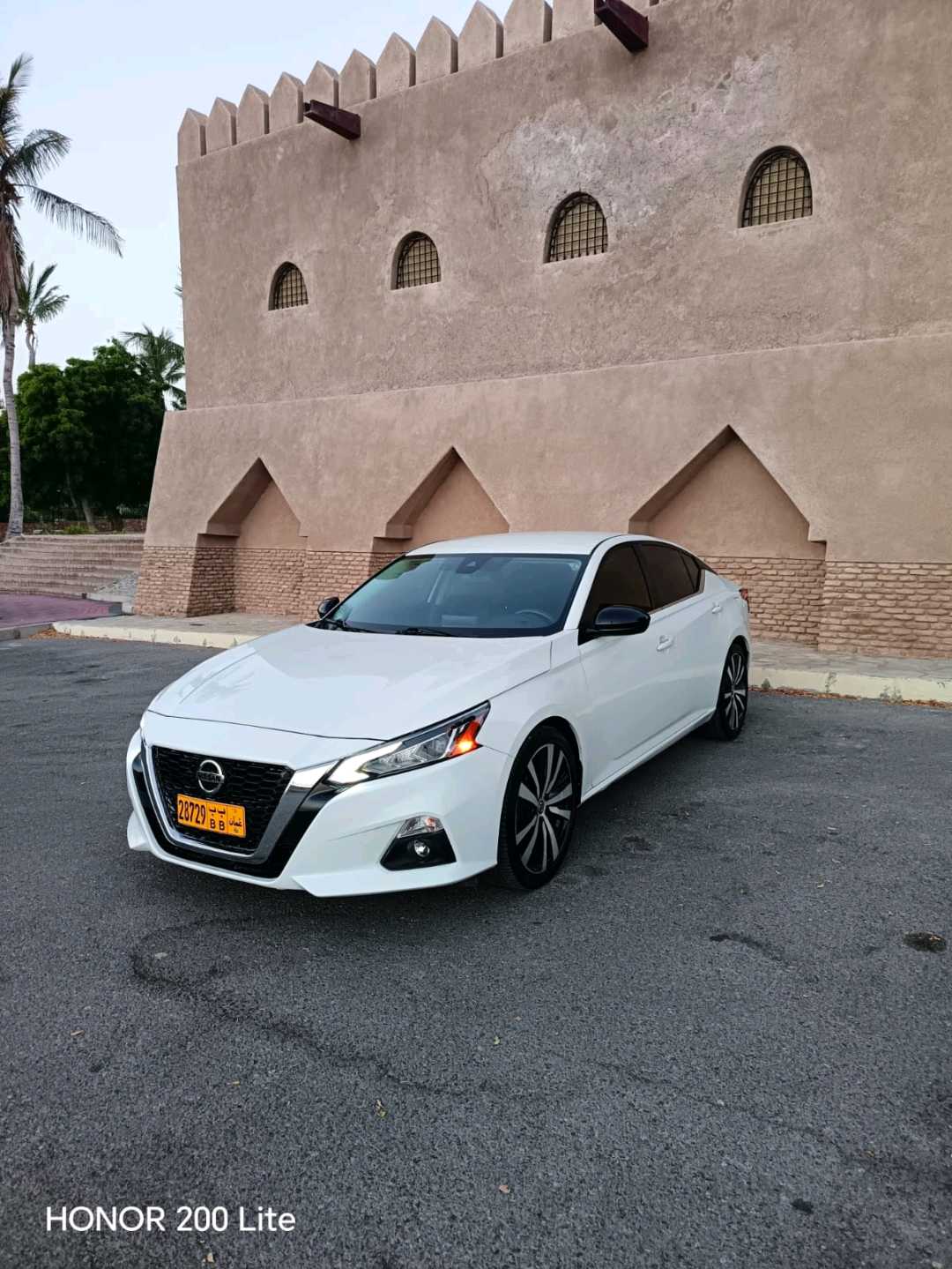 Car Image 2020 NISSAN ALTIMA SR