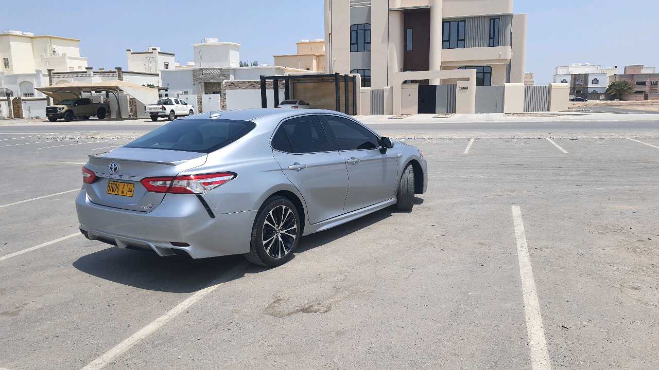 Car Image 2020 TOYOTA CAMRY SE