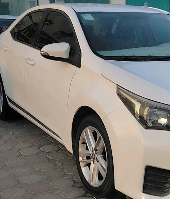 TOYOTA COROLLA 2017