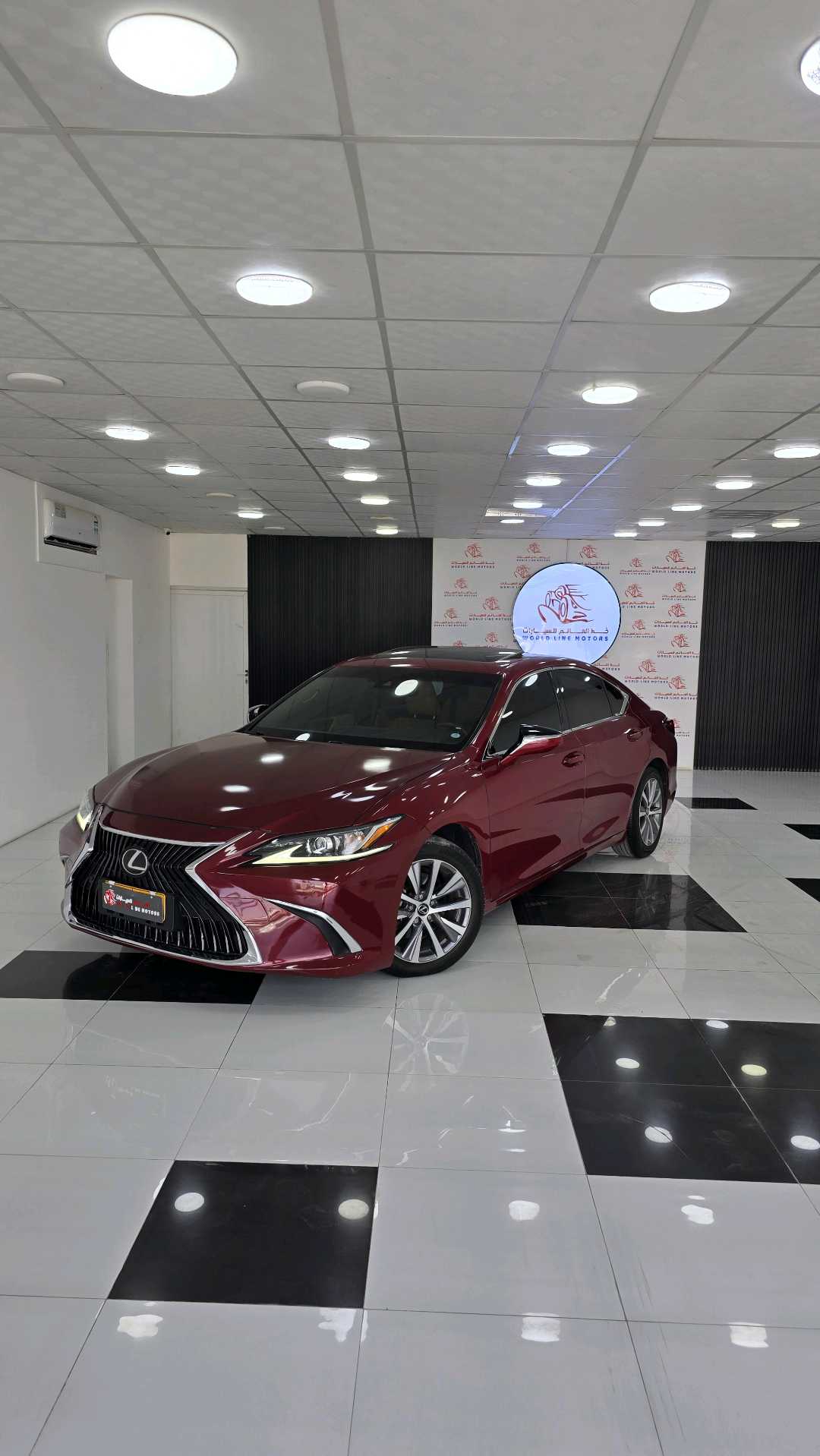 Car Image 2022 LEXUS ES 350