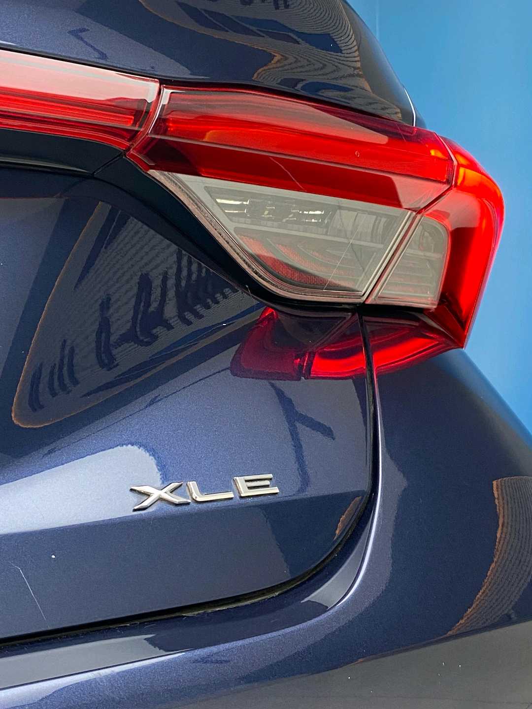 Car Image 2019 TOYOTA AVALON XLE