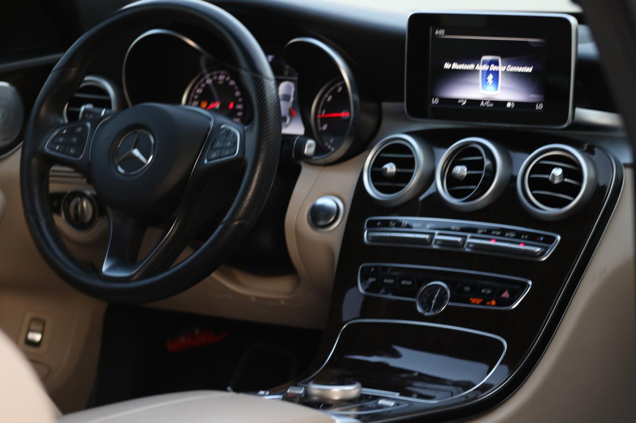 Car Image 2018 MERCEDES C Class 300