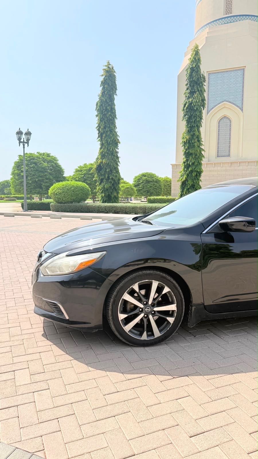 Car Image 2016 NISSAN ALTIMA SR