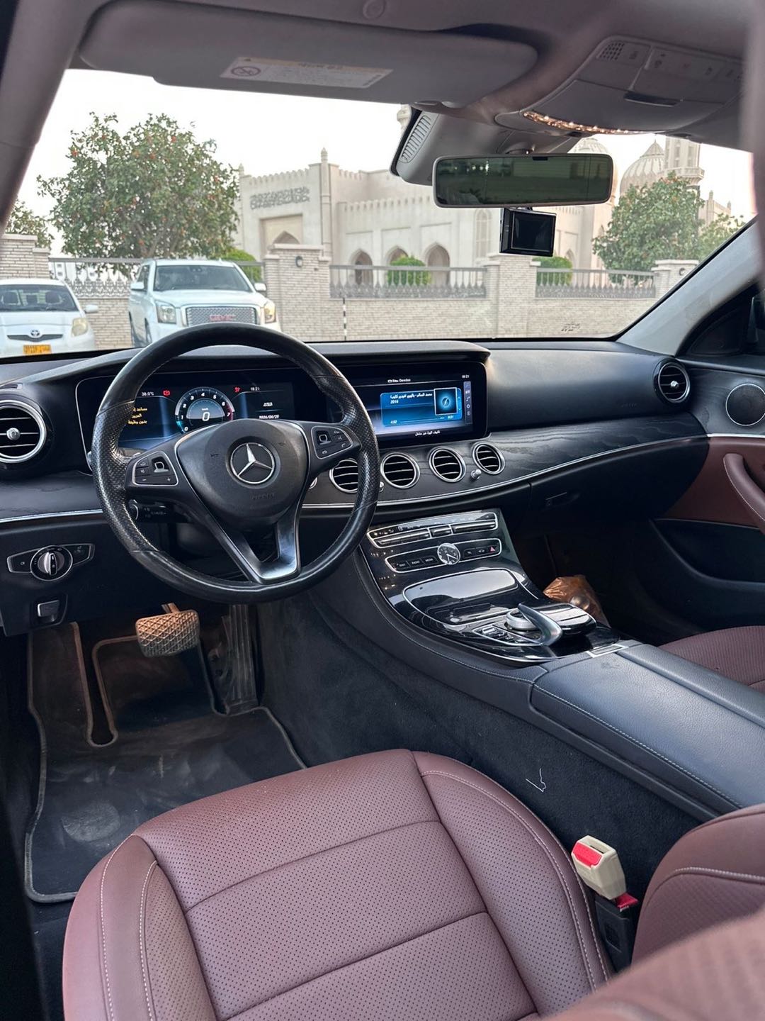 Car Image 2017 MERCEDES E Class 300