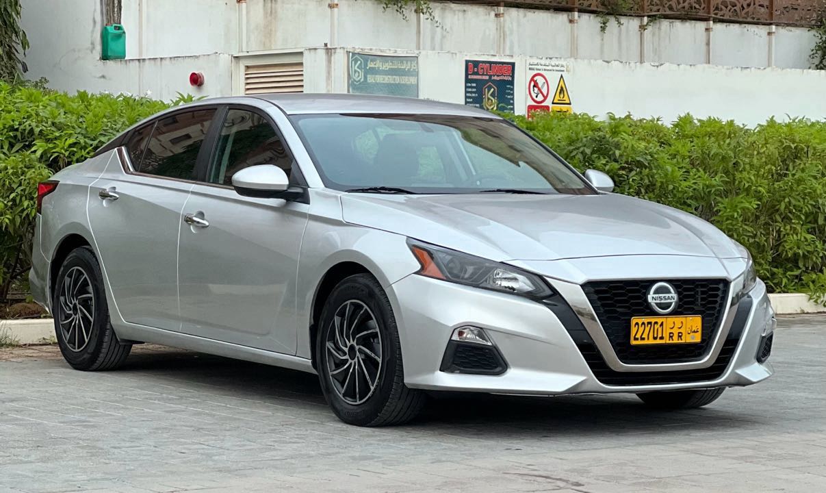 Car Image 2020 NISSAN ALTIMA S