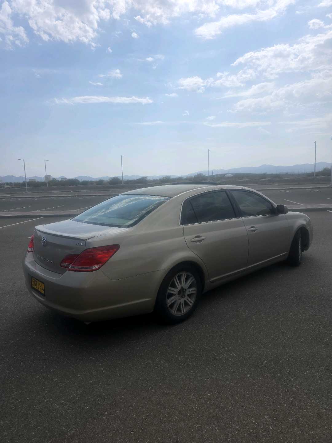 Car Image 2006 TOYOTA AVALON XLE
