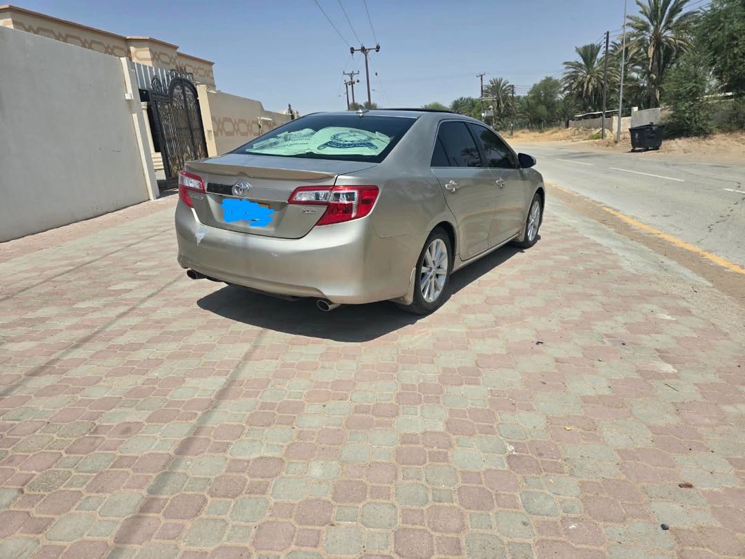 Car Image 2013 TOYOTA CAMRY XLE