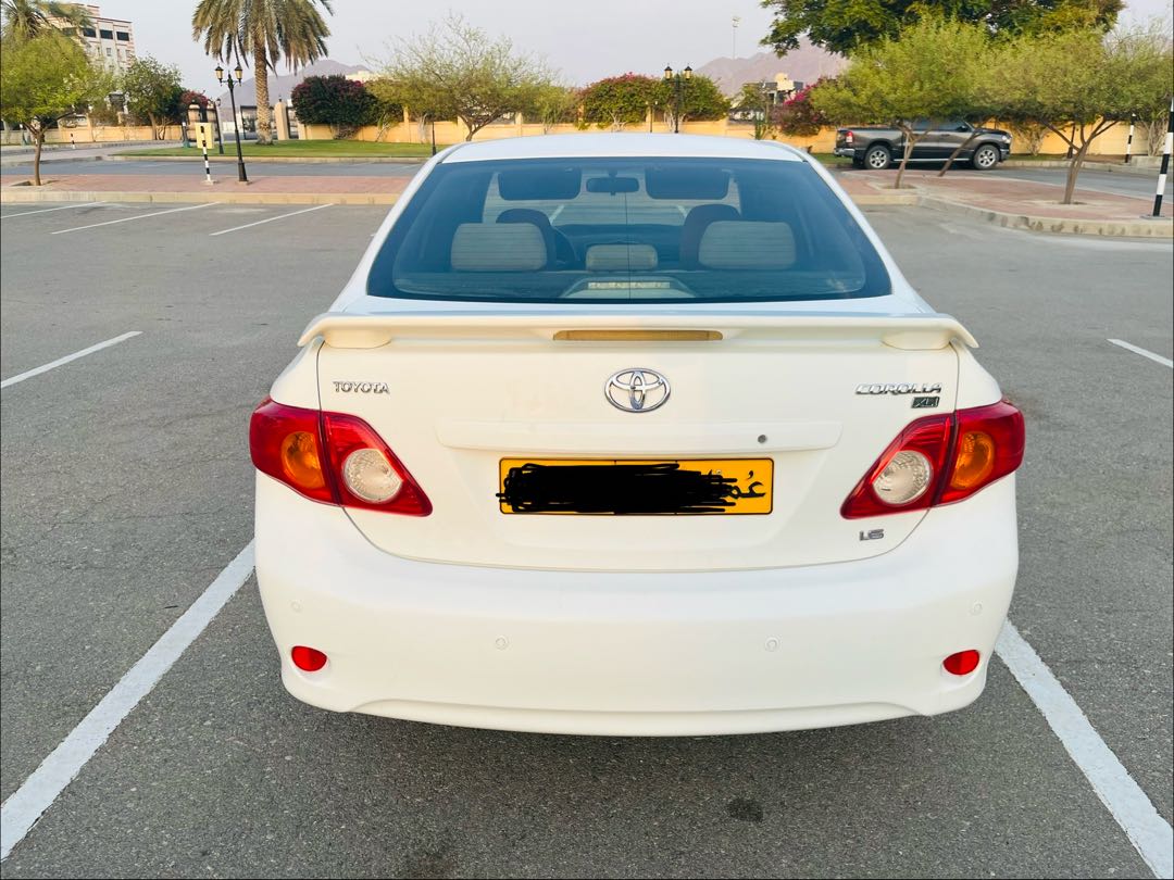 Car Image 2009 TOYOTA COROLLA GLI