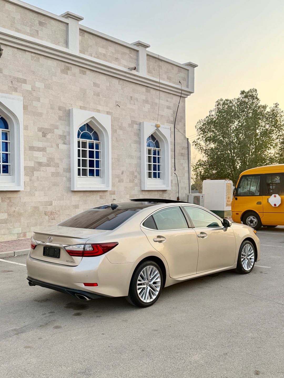 Car Image 2018 LEXUS ES 350