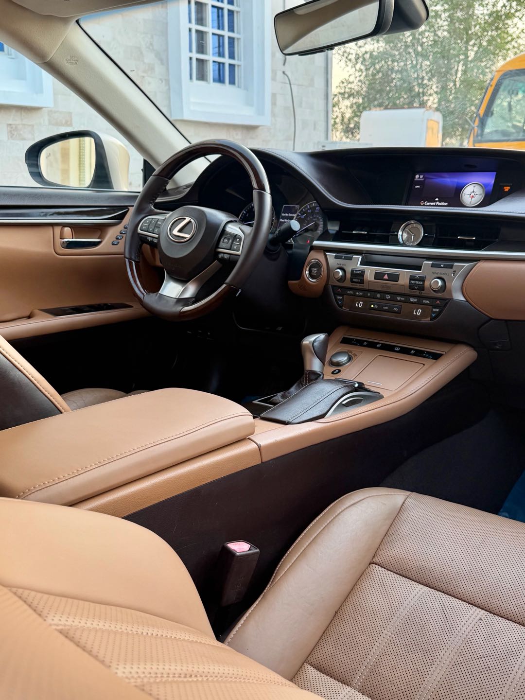 Car Image 2018 LEXUS ES 350