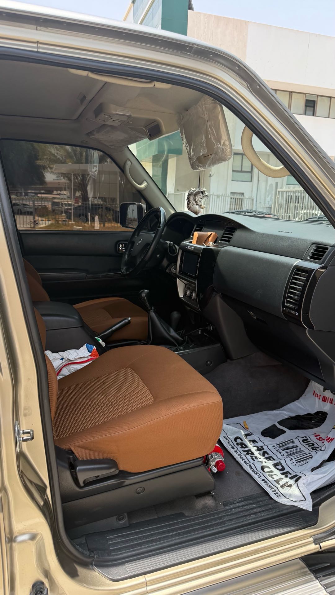 Car Image 2019 NISSAN SAFARI 