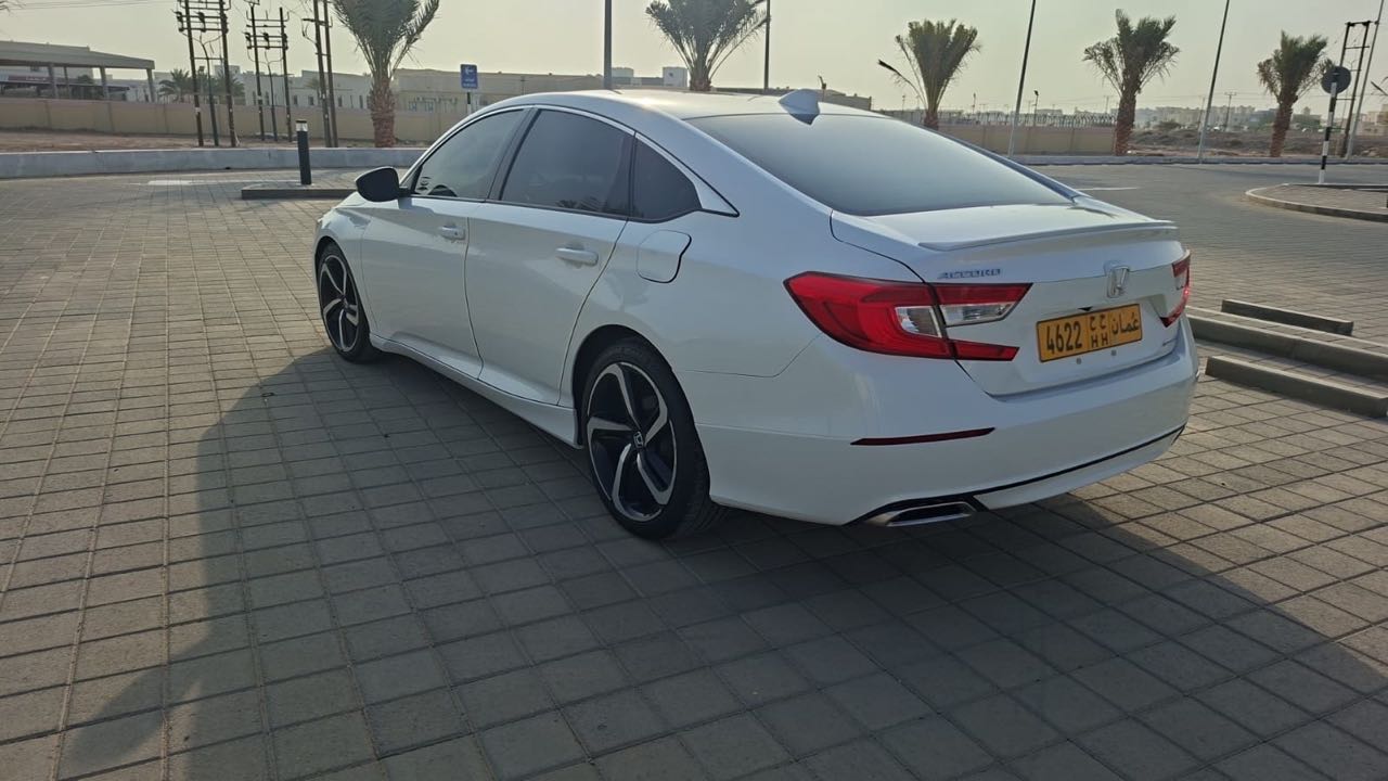 Car Image 2019 HONDA ACCORD SPORT