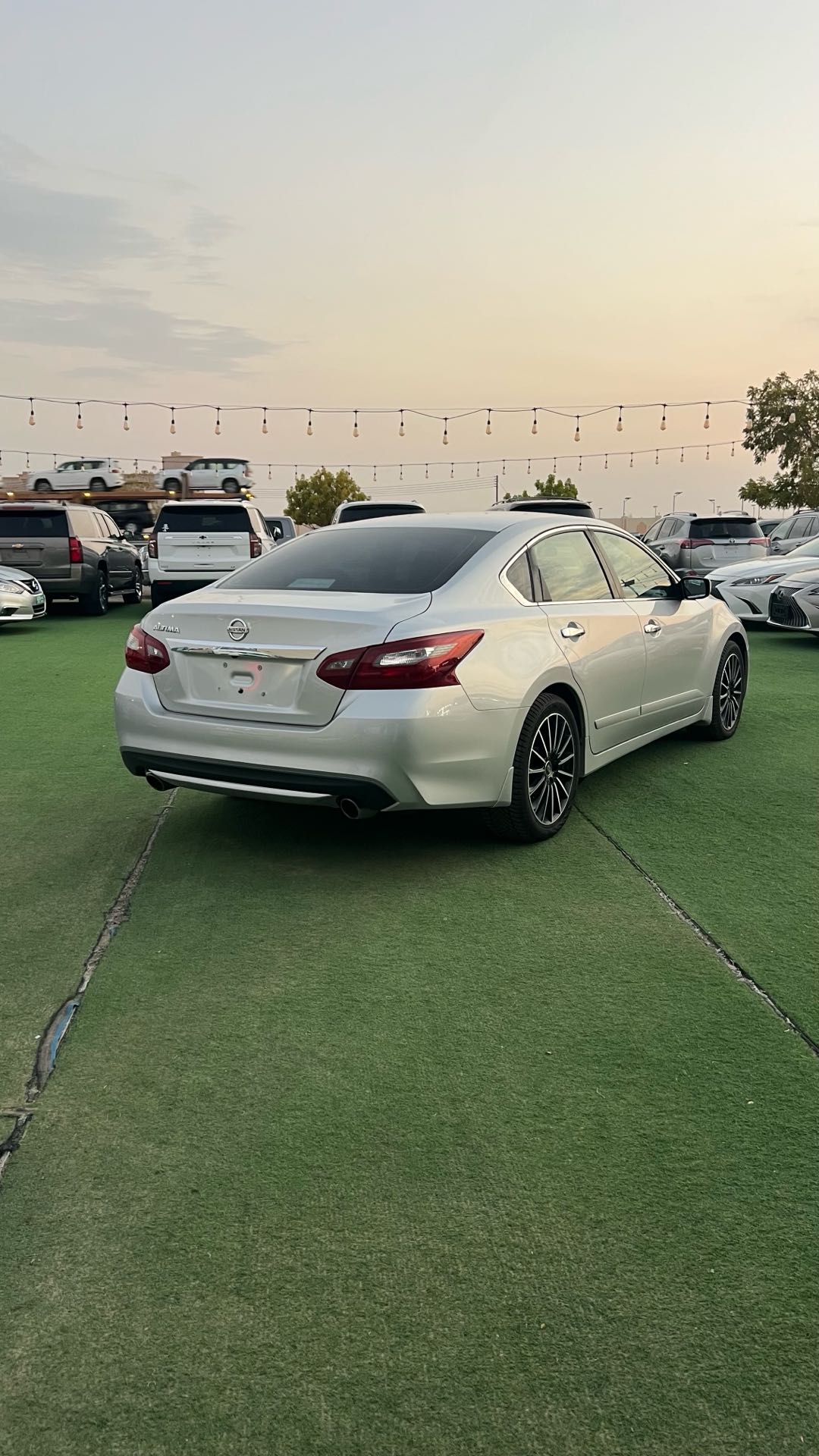 Car Image 2018 NISSAN ALTIMA SL