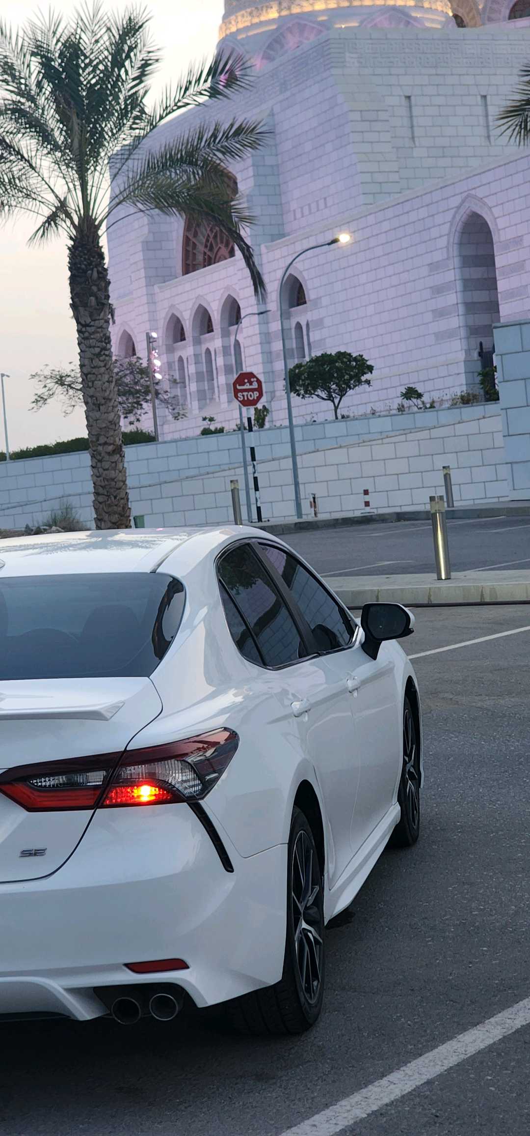 Car Image 2021 TOYOTA CAMRY SE