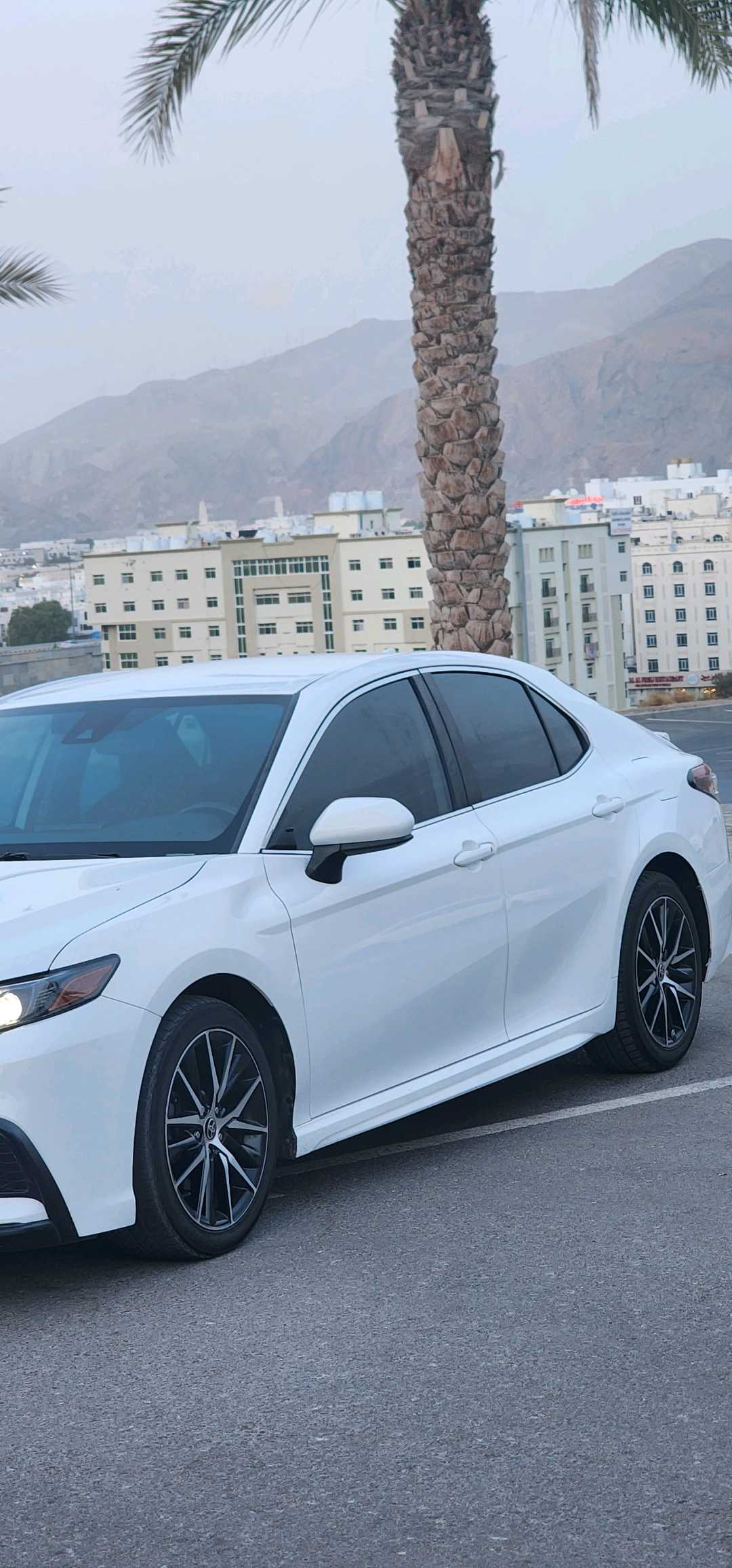 Car Image 2021 TOYOTA CAMRY SE