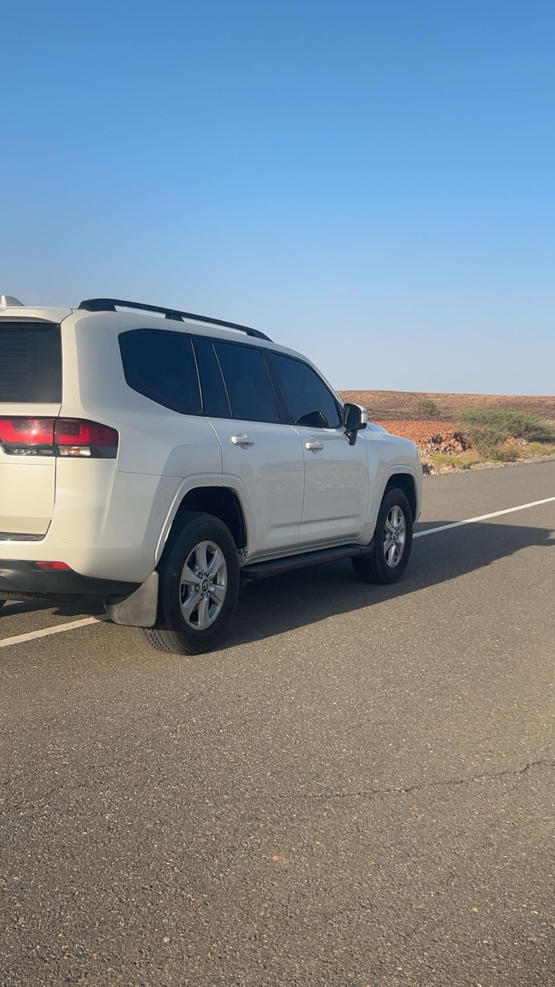 Car Image 2025 TOYOTA LAND CRUISER VX