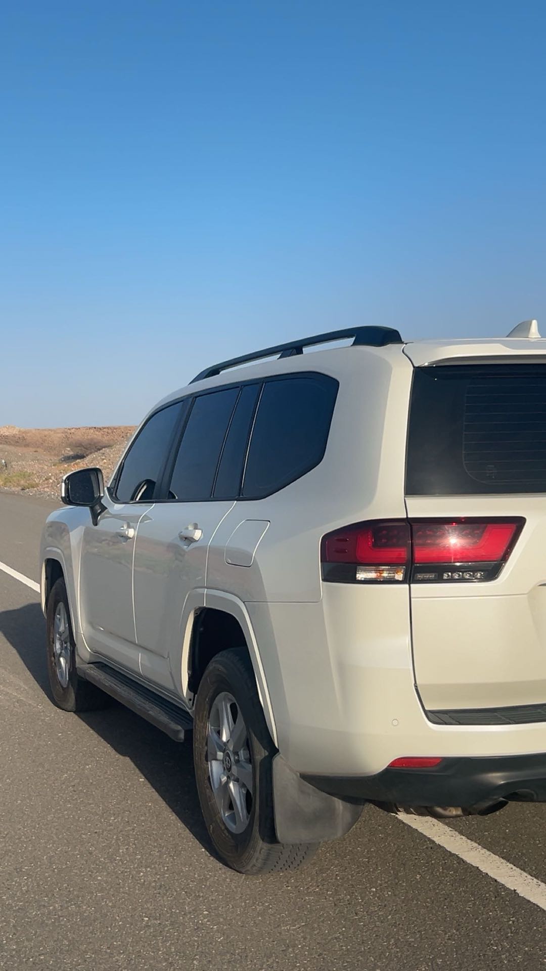 Car Image 2025 TOYOTA LAND CRUISER VX