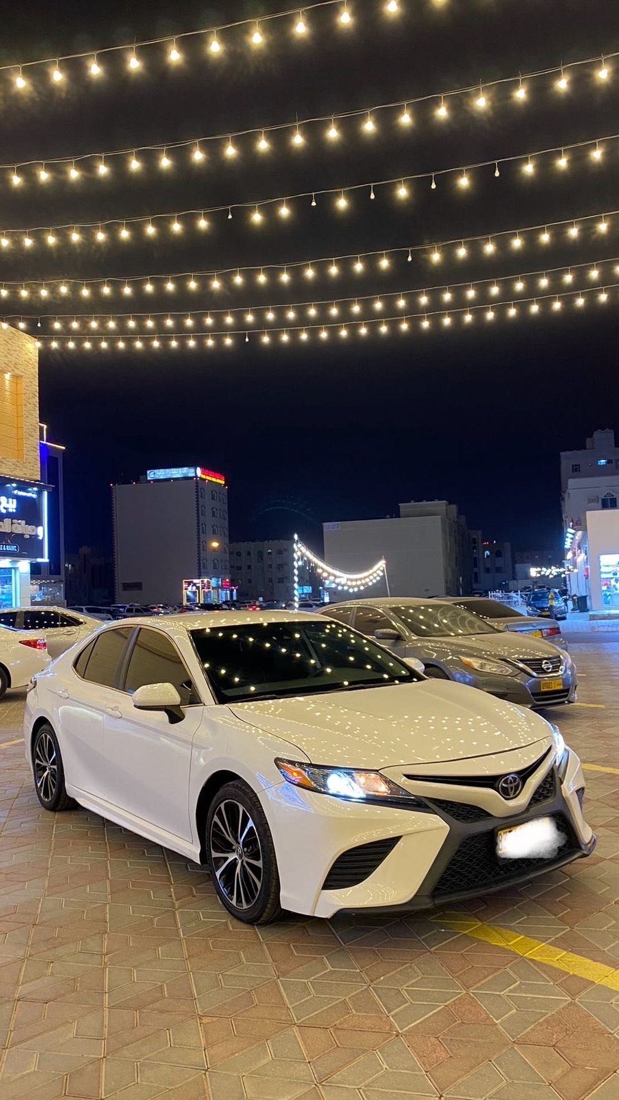 Car Image 2019 TOYOTA CAMRY SE