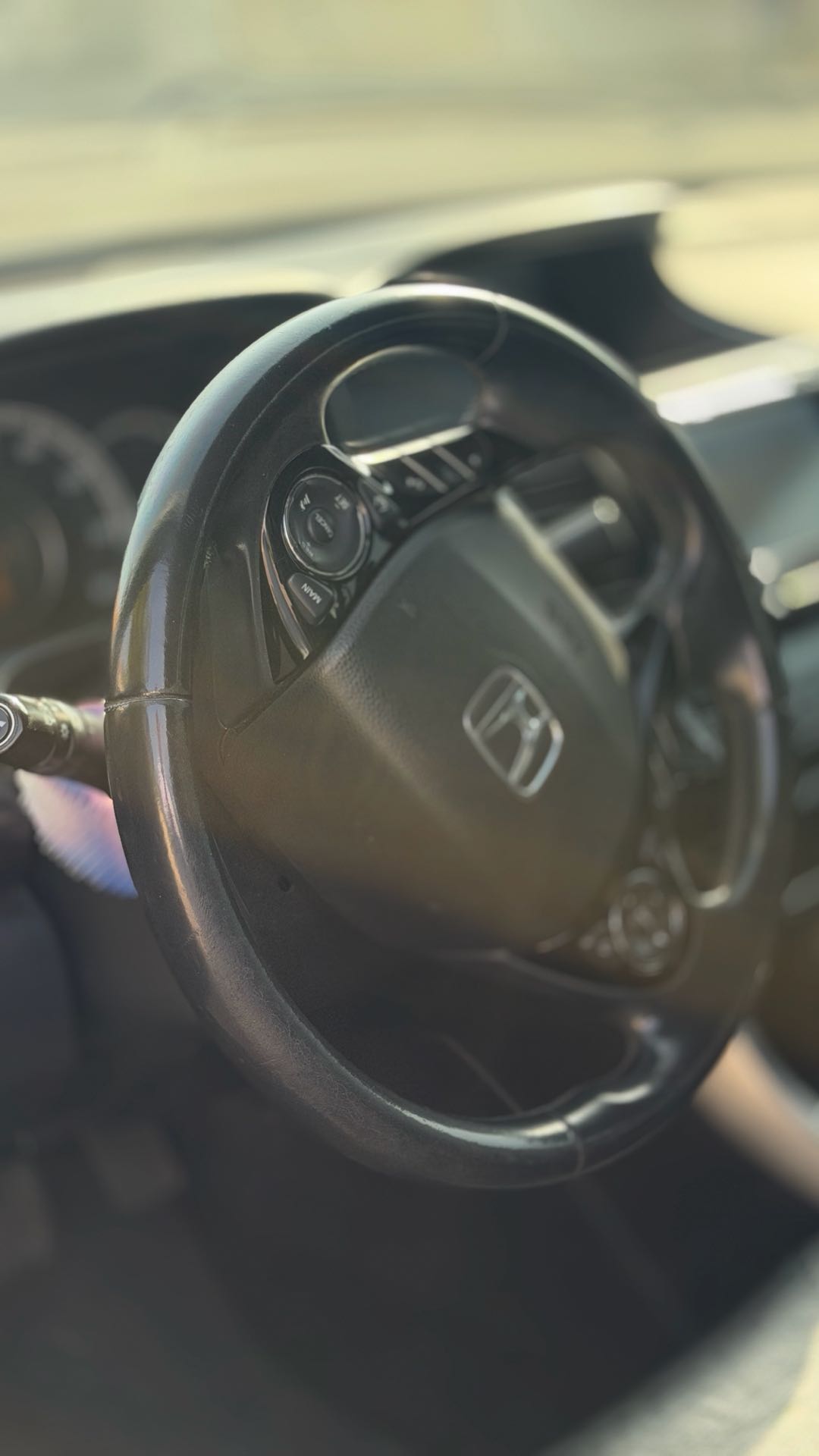 Car Image 2017 HONDA ACCORD TOURING