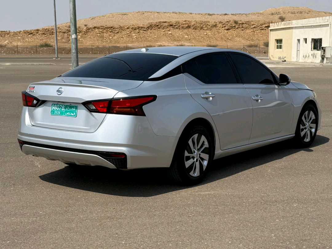 Car Image 2020 NISSAN ALTIMA S