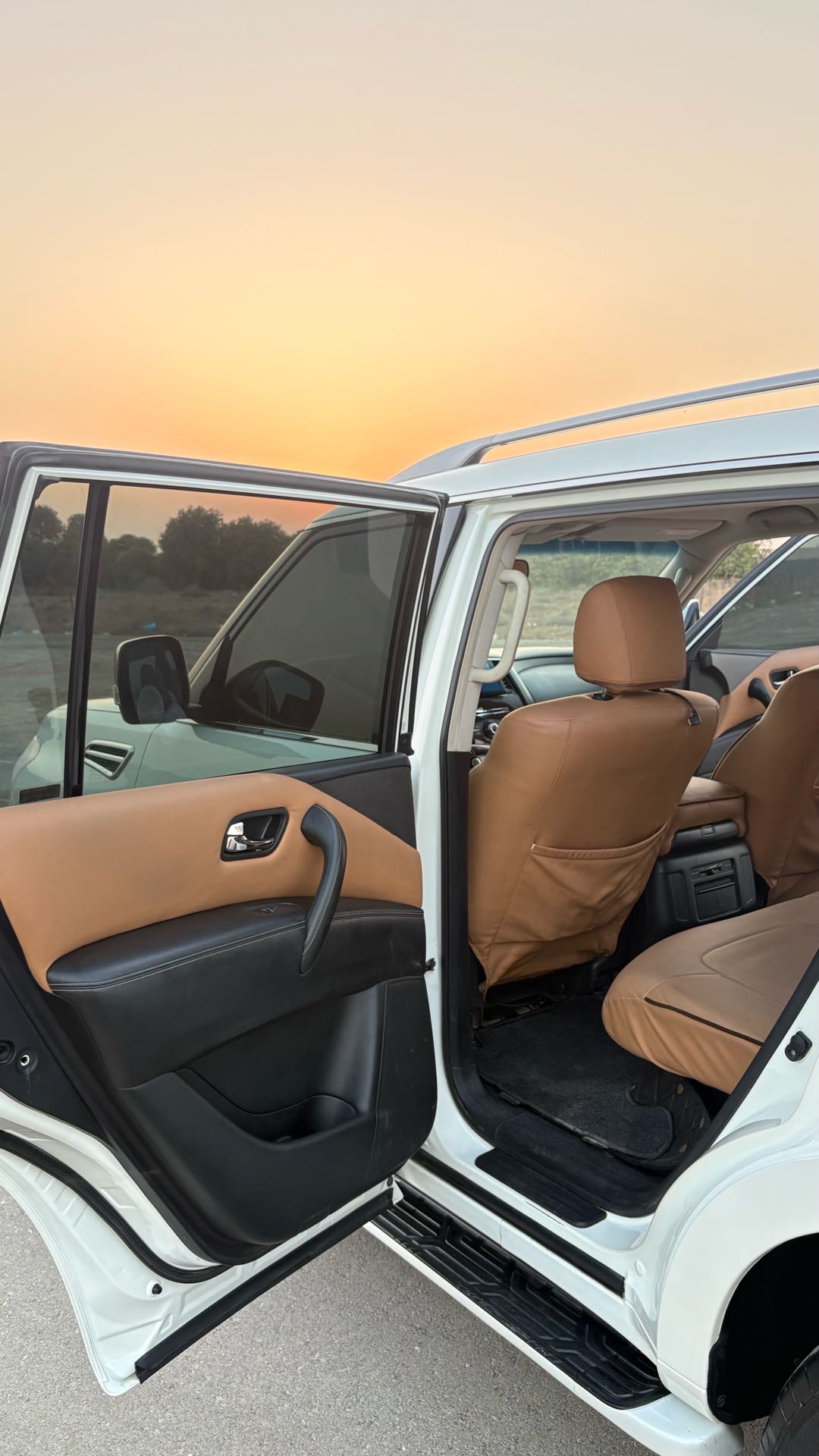Car Image 2014 NISSAN PATROL Platinum