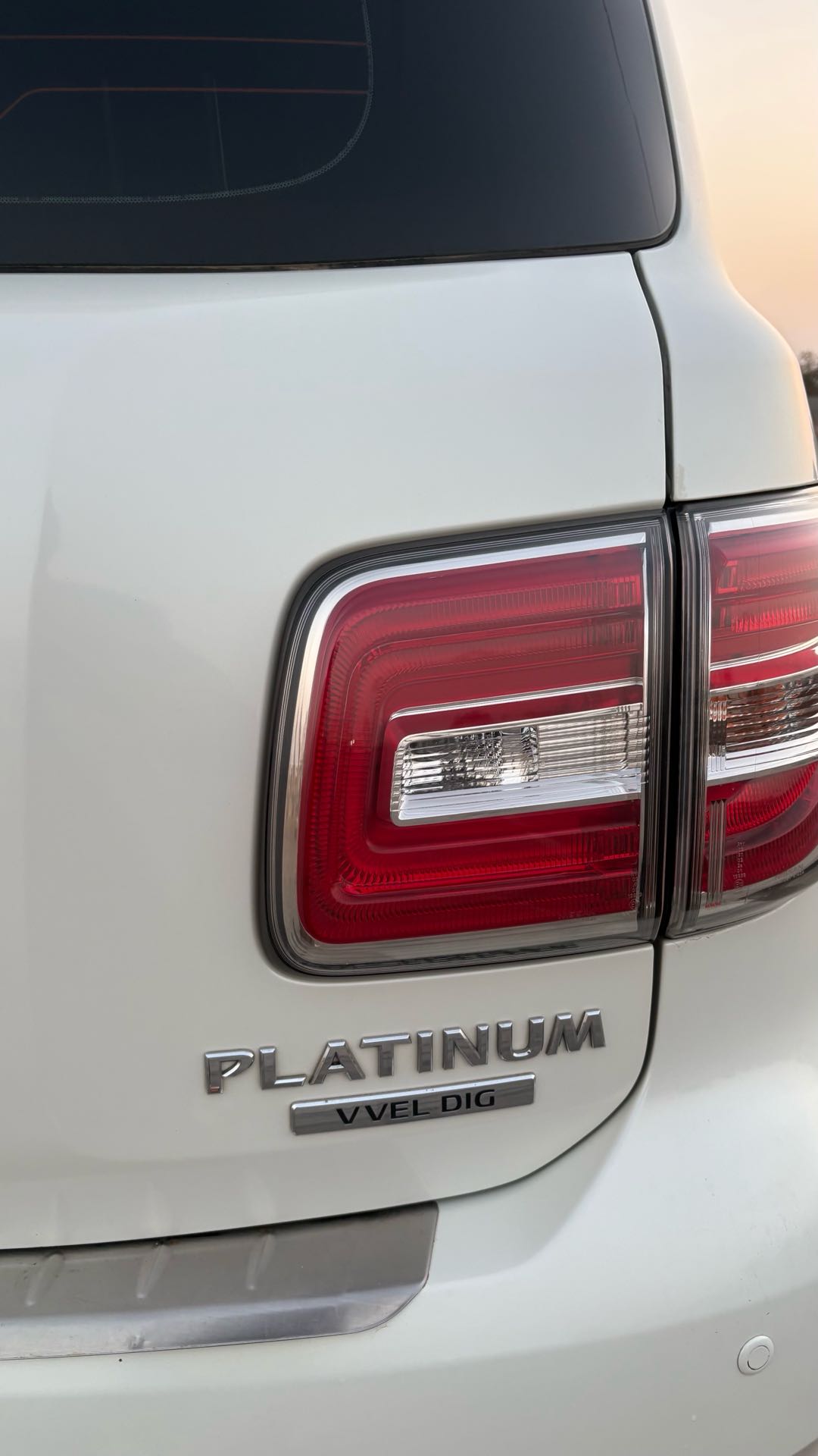 Car Image 2014 NISSAN PATROL Platinum
