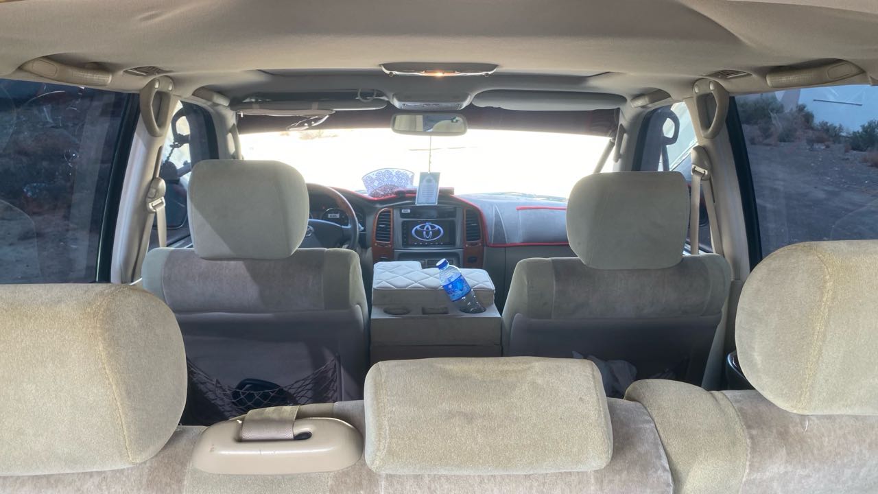 Car Image 2003 TOYOTA LAND CRUISER VX.R