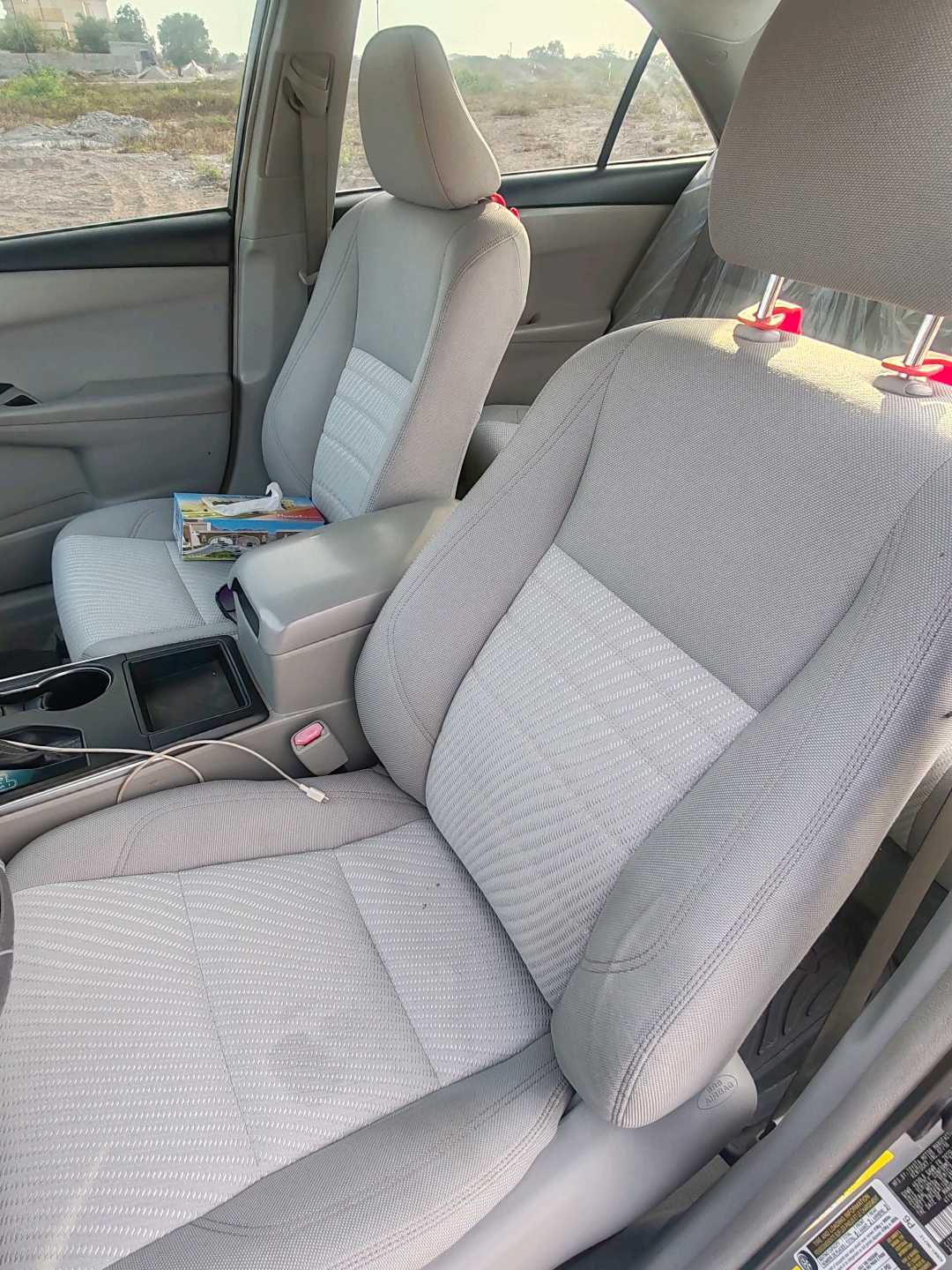 Car Image 2017 TOYOTA CAMRY LE