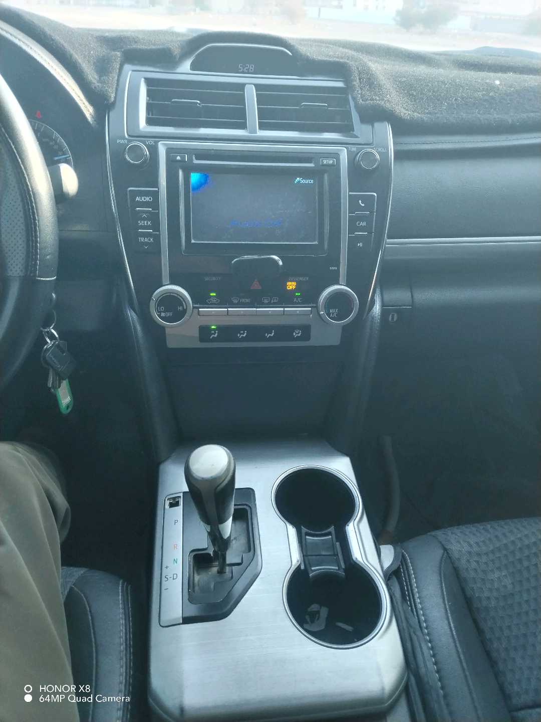 Car Image 2013 TOYOTA CAMRY SE