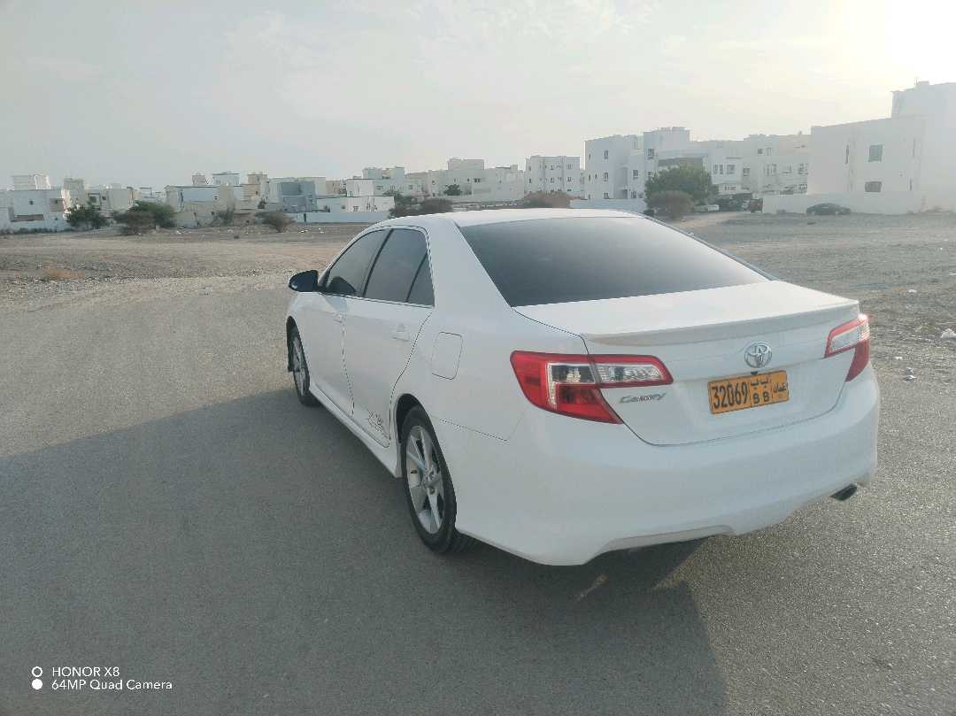 Car Image 2013 TOYOTA CAMRY SE