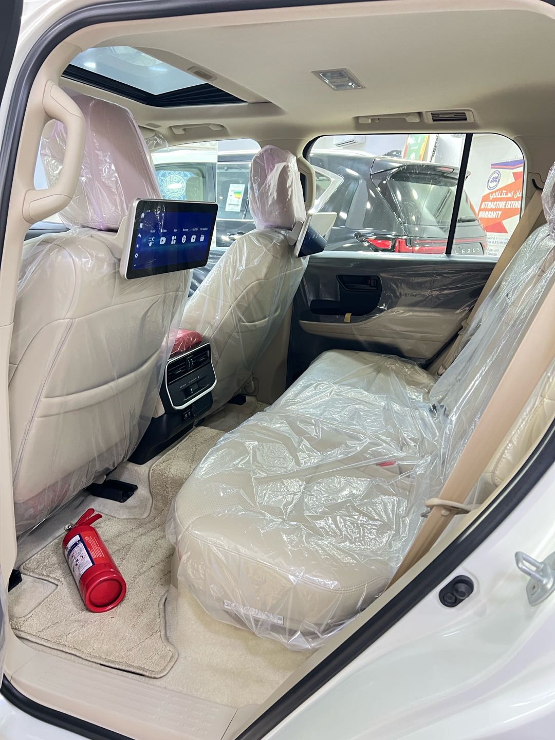 Car Image 2024 TOYOTA LAND CRUISER GX.R