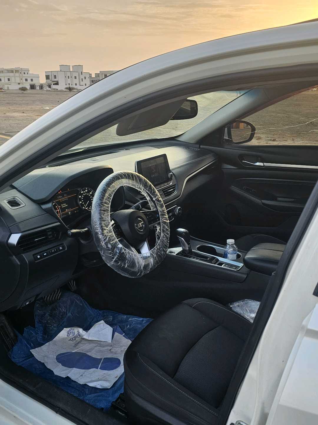 Car Image 2019 NISSAN ALTIMA SV