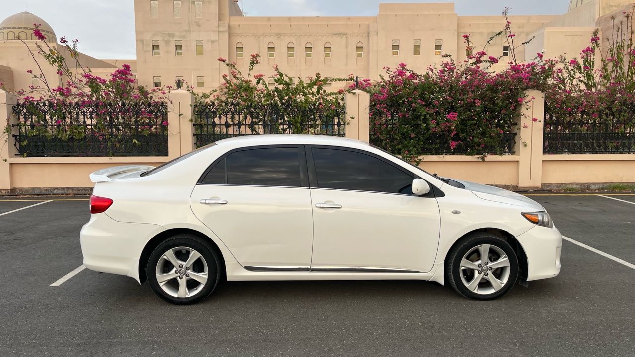 Car Image 2013 TOYOTA COROLLA GLI