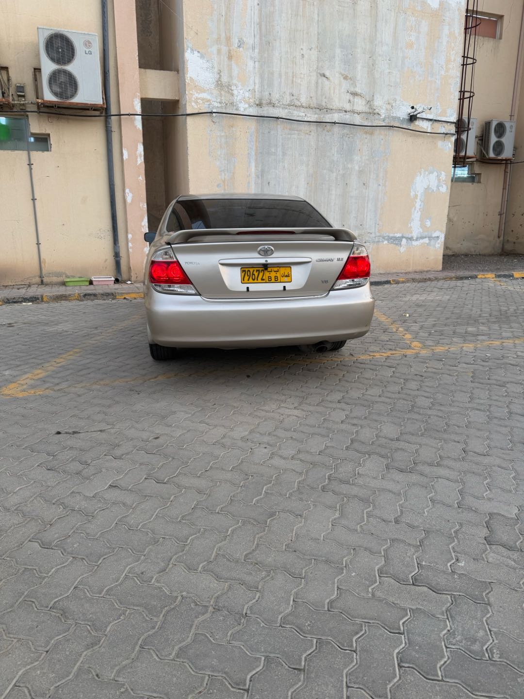 Car Image 2003 TOYOTA CAMRY SE