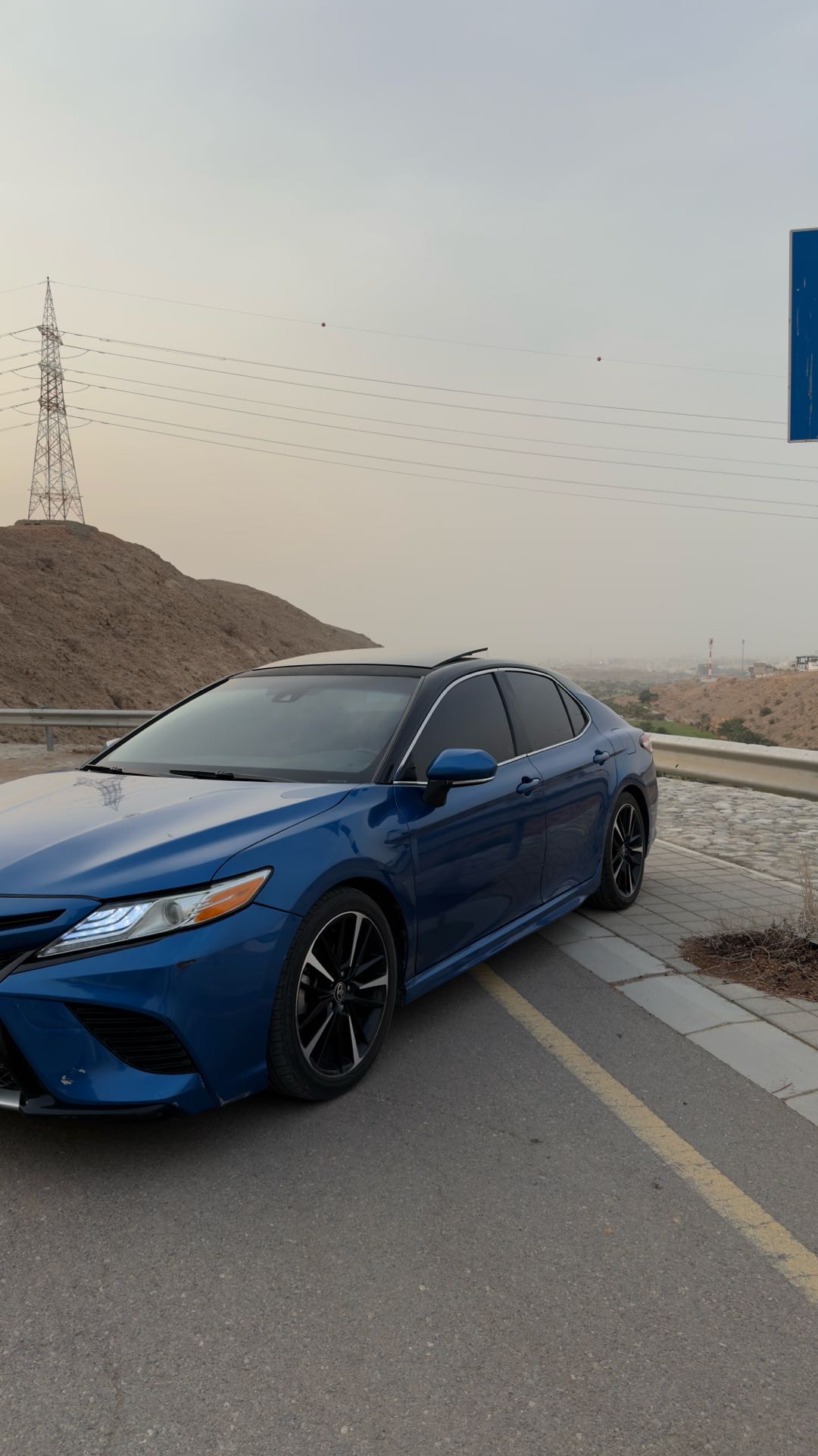 Car Image 2020 TOYOTA CAMRY XSE