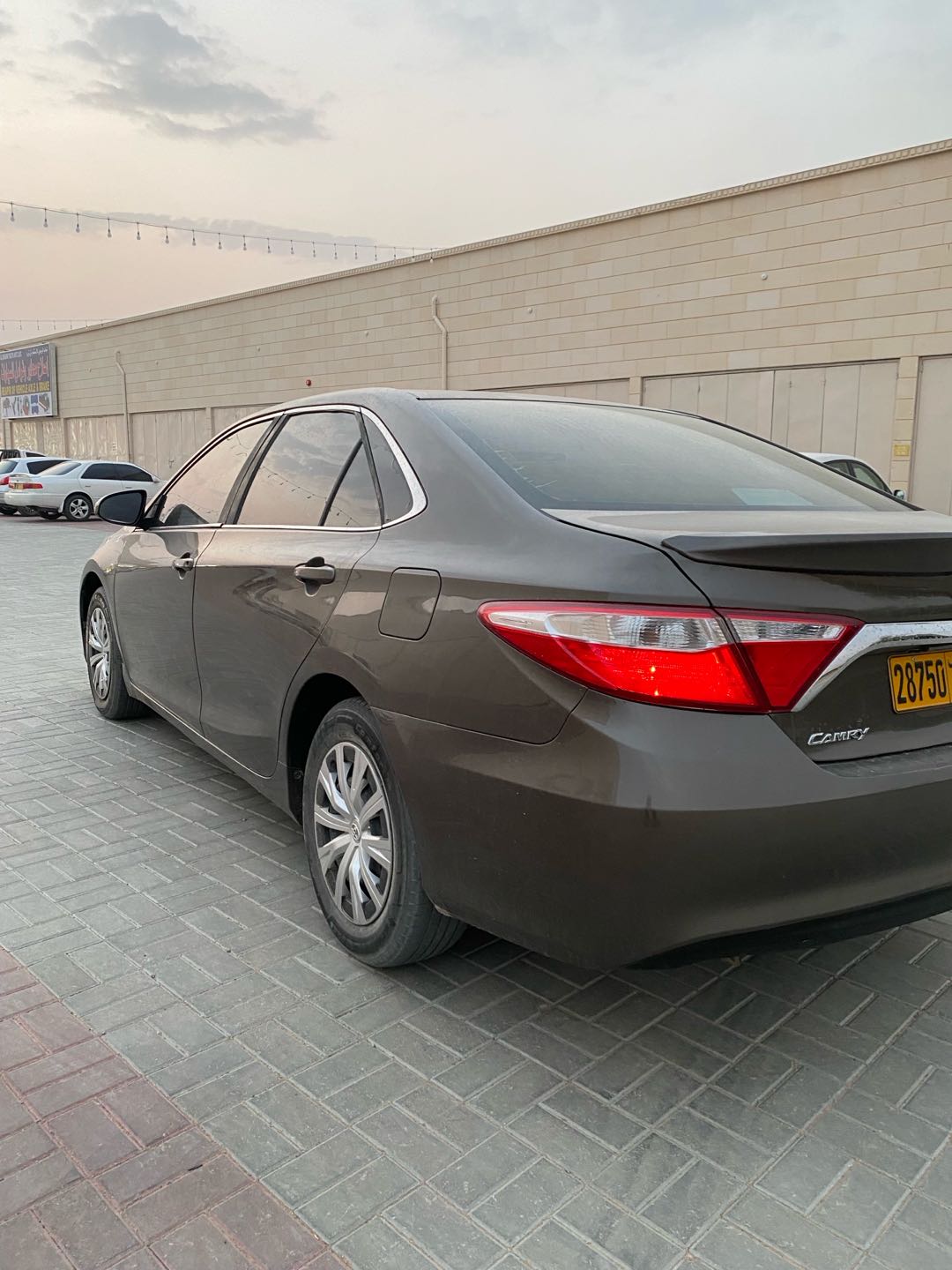Car Image 2017 TOYOTA CAMRY GL