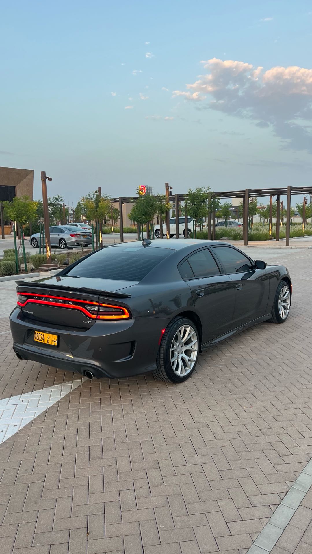 Car Image 2019 DODGE CHARGER GT