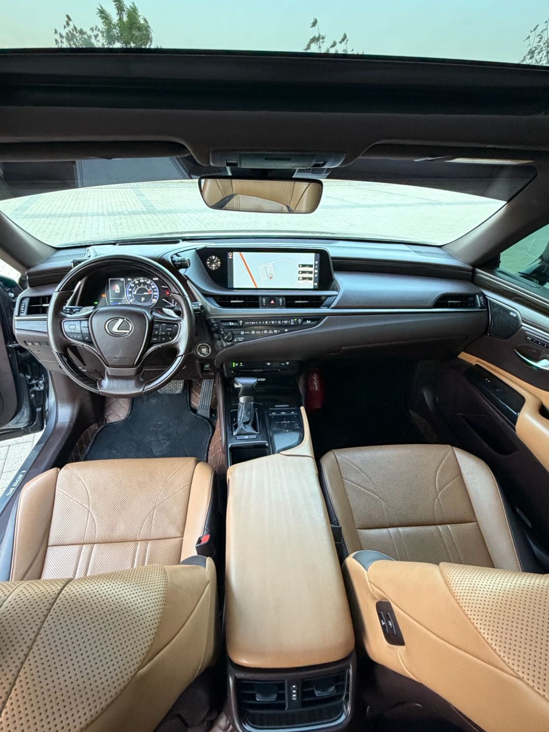 Car Image 2019 LEXUS ES 350