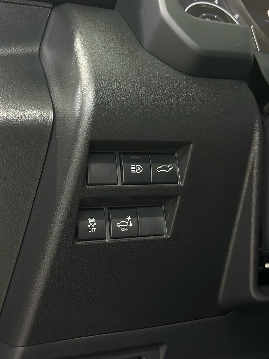 Car Image 2025 TOYOTA LAND CRUISER VX.R