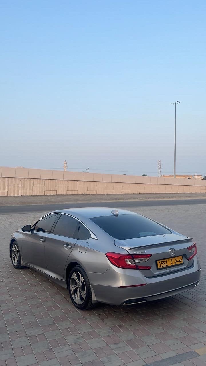 Car Image 2019 HONDA ACCORD LX