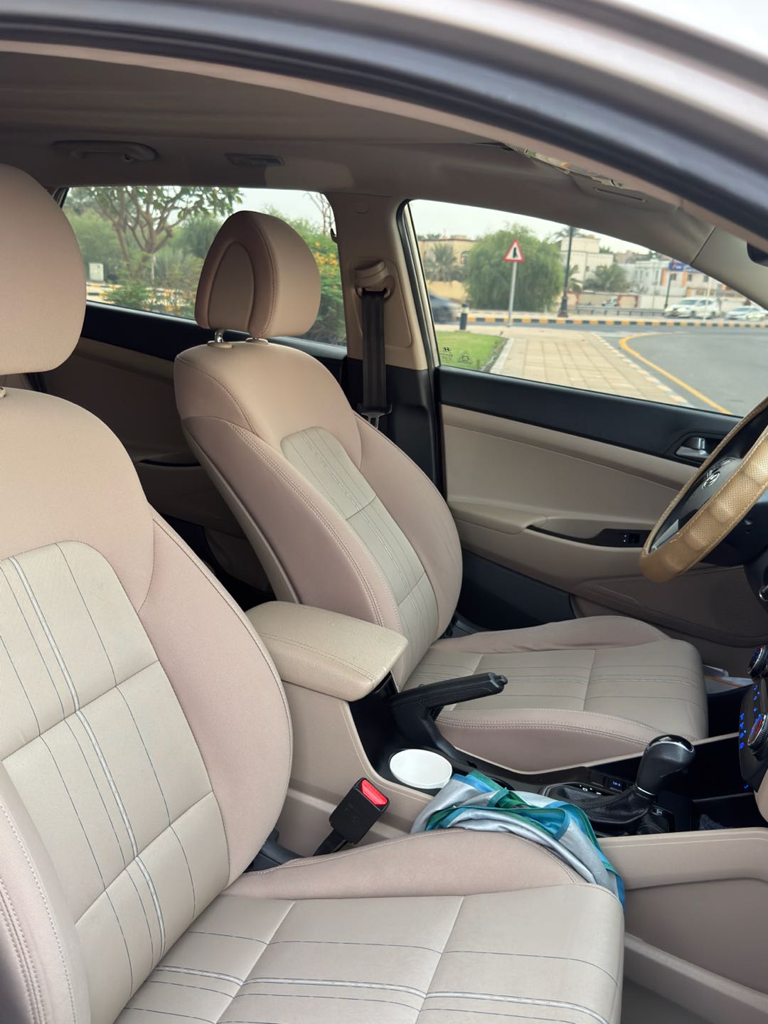 Car Image 2017 HYUNDAI TUCSON 