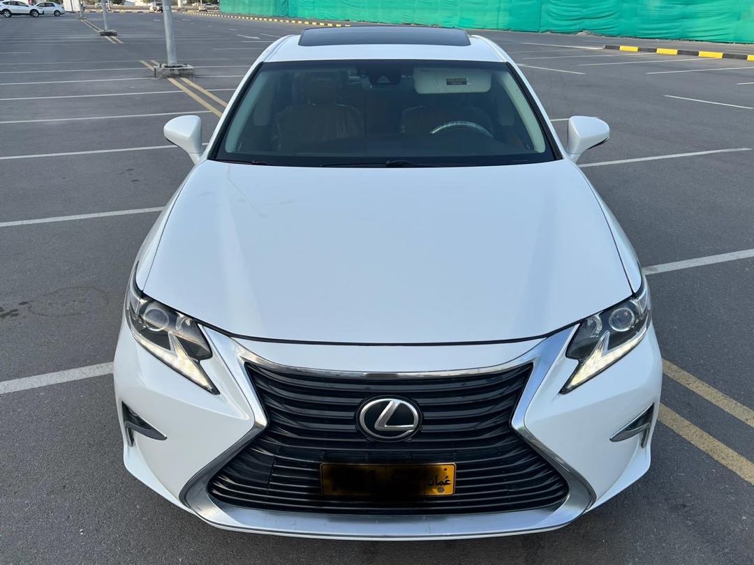Car Image 2018 LEXUS ES 350